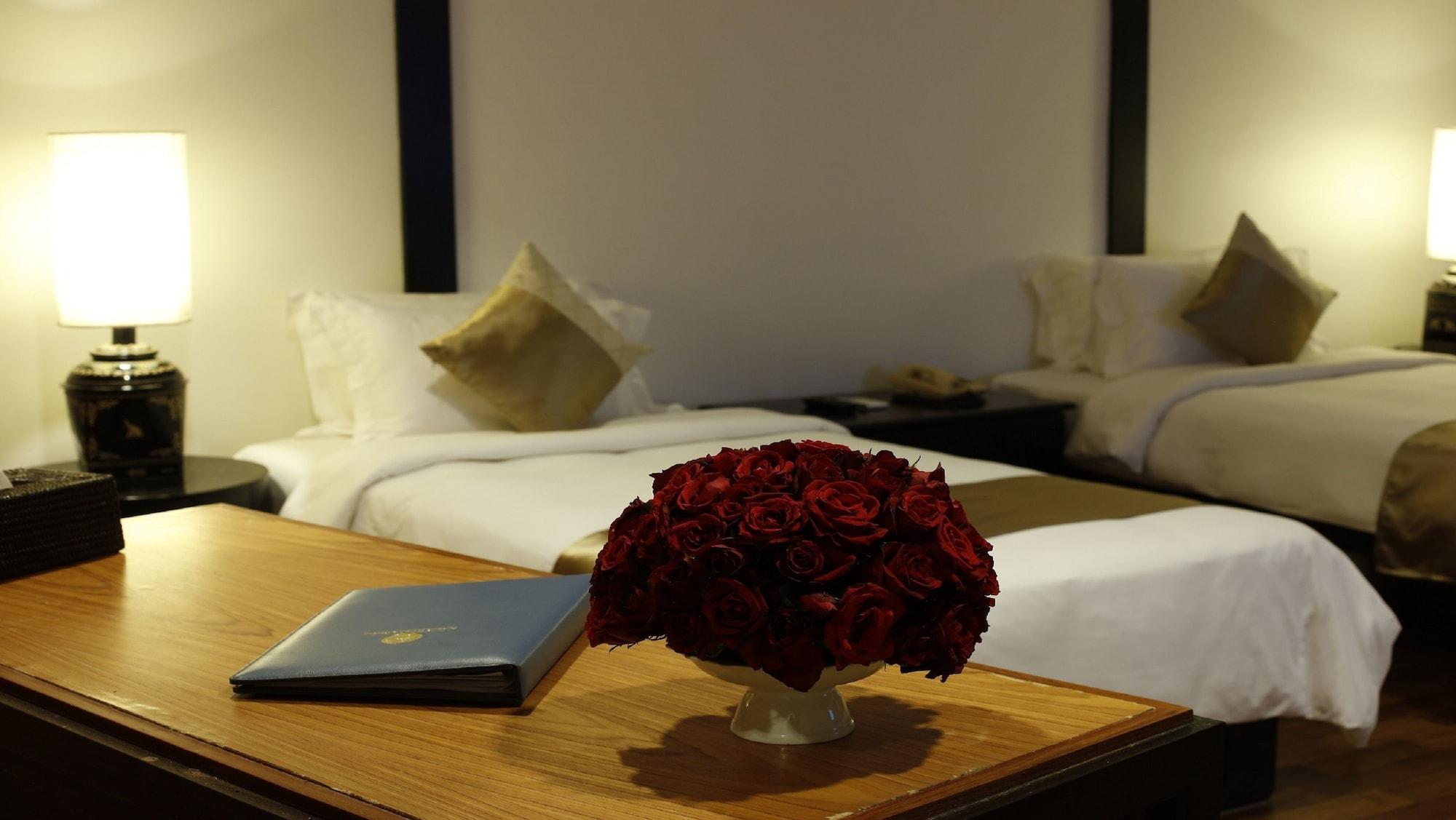 Amazing Bagan Resort Экстерьер фото