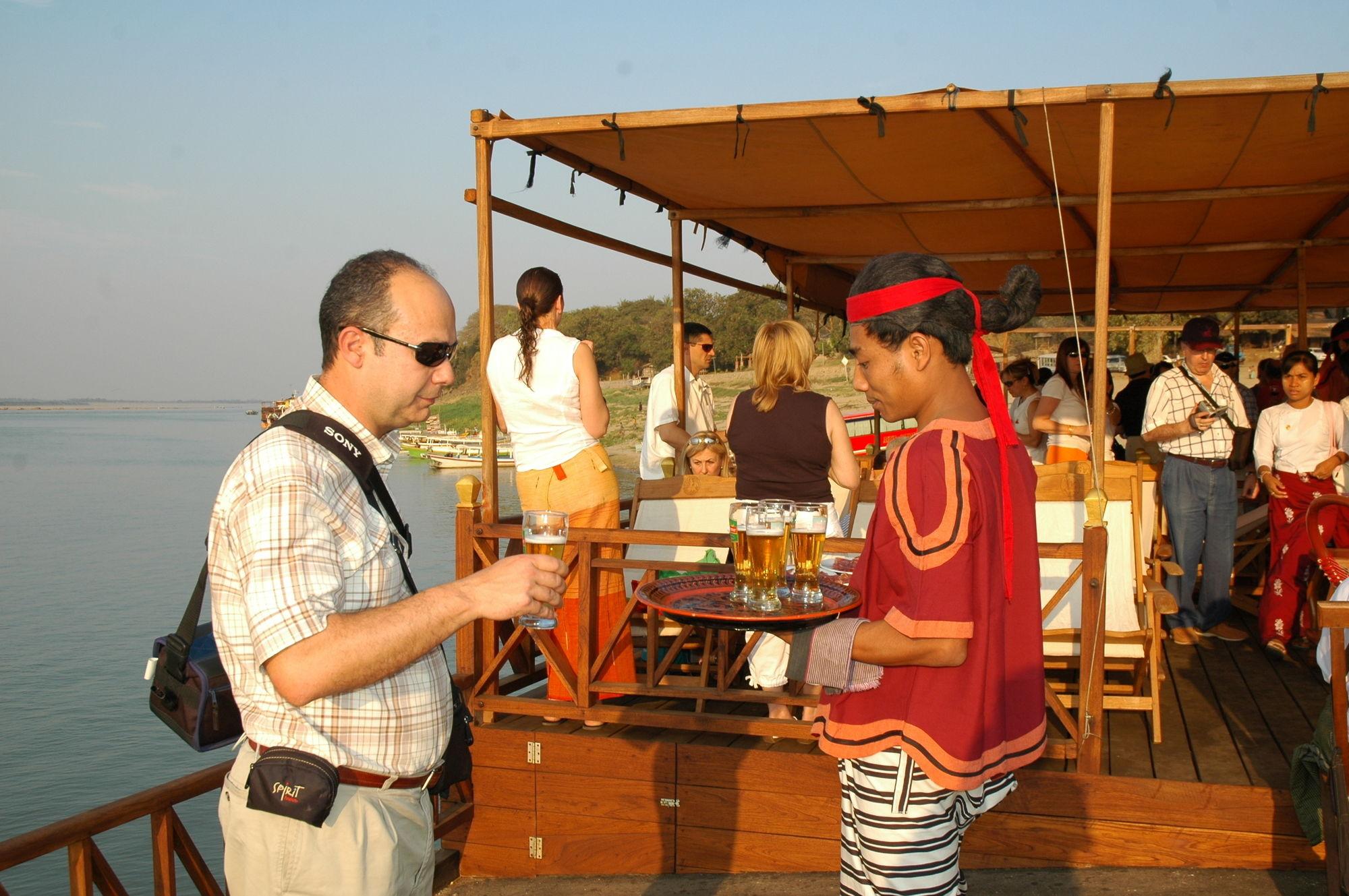 Amazing Bagan Resort Экстерьер фото